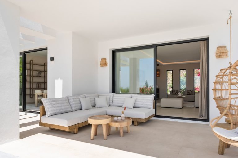 EH__0000s_0015_24.0530 - Element Realty - Paraiso Alto Olivo 484A - Photo2